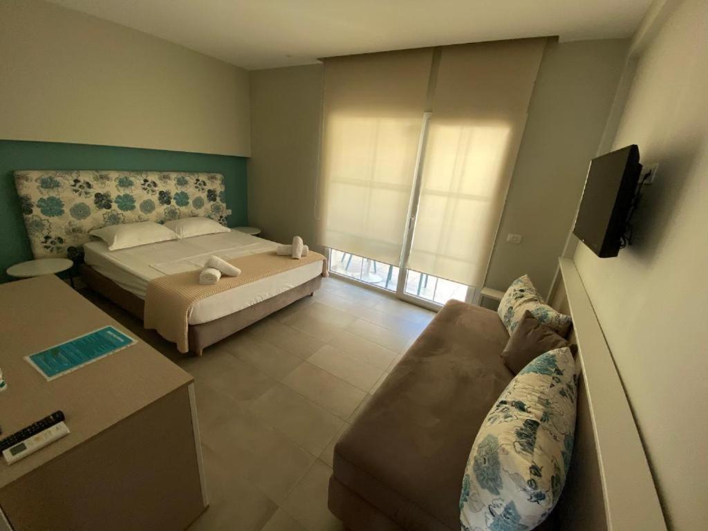 Drimades Blue Rooms Dhermi Exterior photo